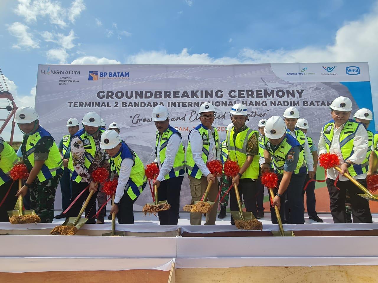 Groundbreaking-Terminal-II-Bandara-Hang-Nadim-Batam-Kepri.jpg