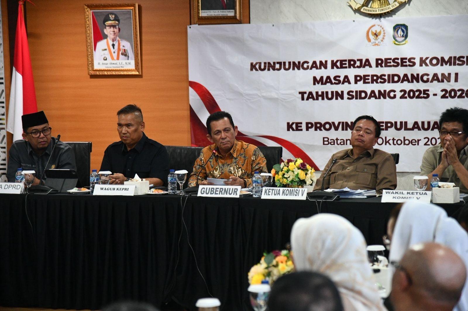 Gubernur-Kepri-Ansar-Ahmad-menegaskan-jika-Jembatan-BatamBintan.jpg