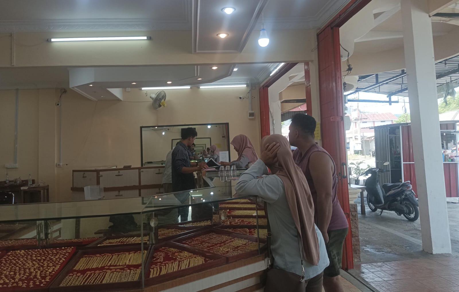 Harga Emas di Natuna Hari Ini Jumat 12 Desember 2025, Emas 22 Karat Jadi Favorit