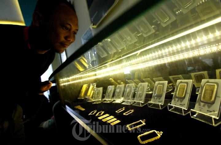 Harga-logam-mulia-Emas-Antam-hari-ini-berada-di-angka-Rp27-juta-per-gram.jpg