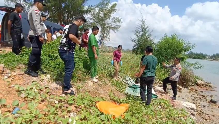 Inafis-olah-tkp-denis-putra.jpg