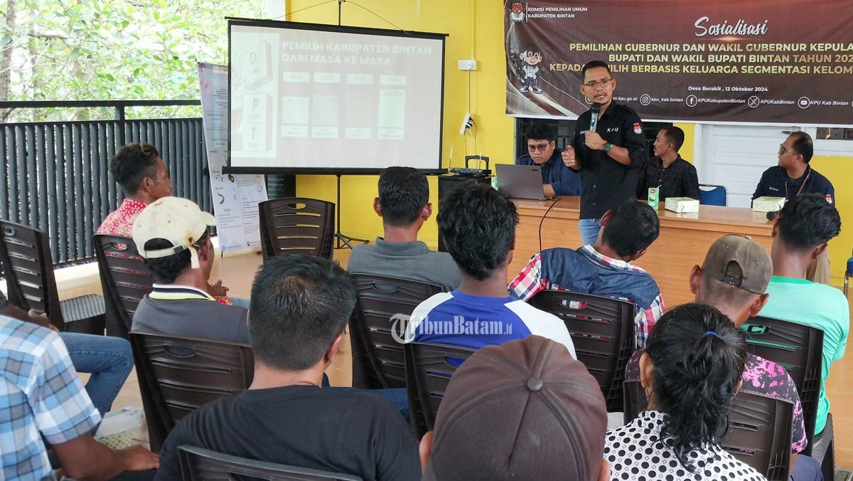 KPU-Bintan-Perluas-Sosialisasi-Pilkada-Kepada-Nelayan-di-Kampung-Panglong.jpg