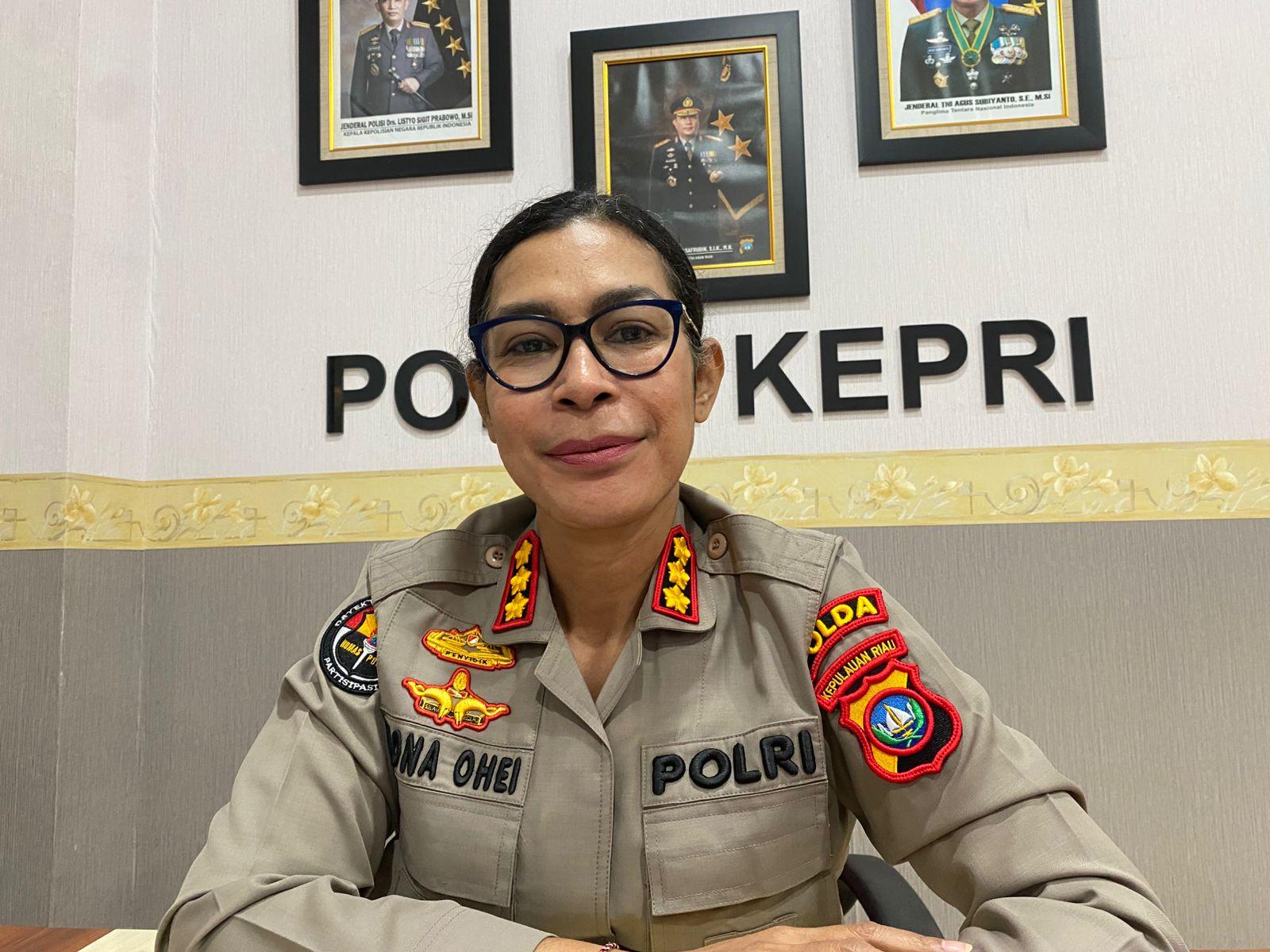 Kabid-Humas-Polda-Kepri-Kombes-Pol-Nona-Pricillia-Ohei-menjelaskan-terkait-penipuan-3-milliar.jpg