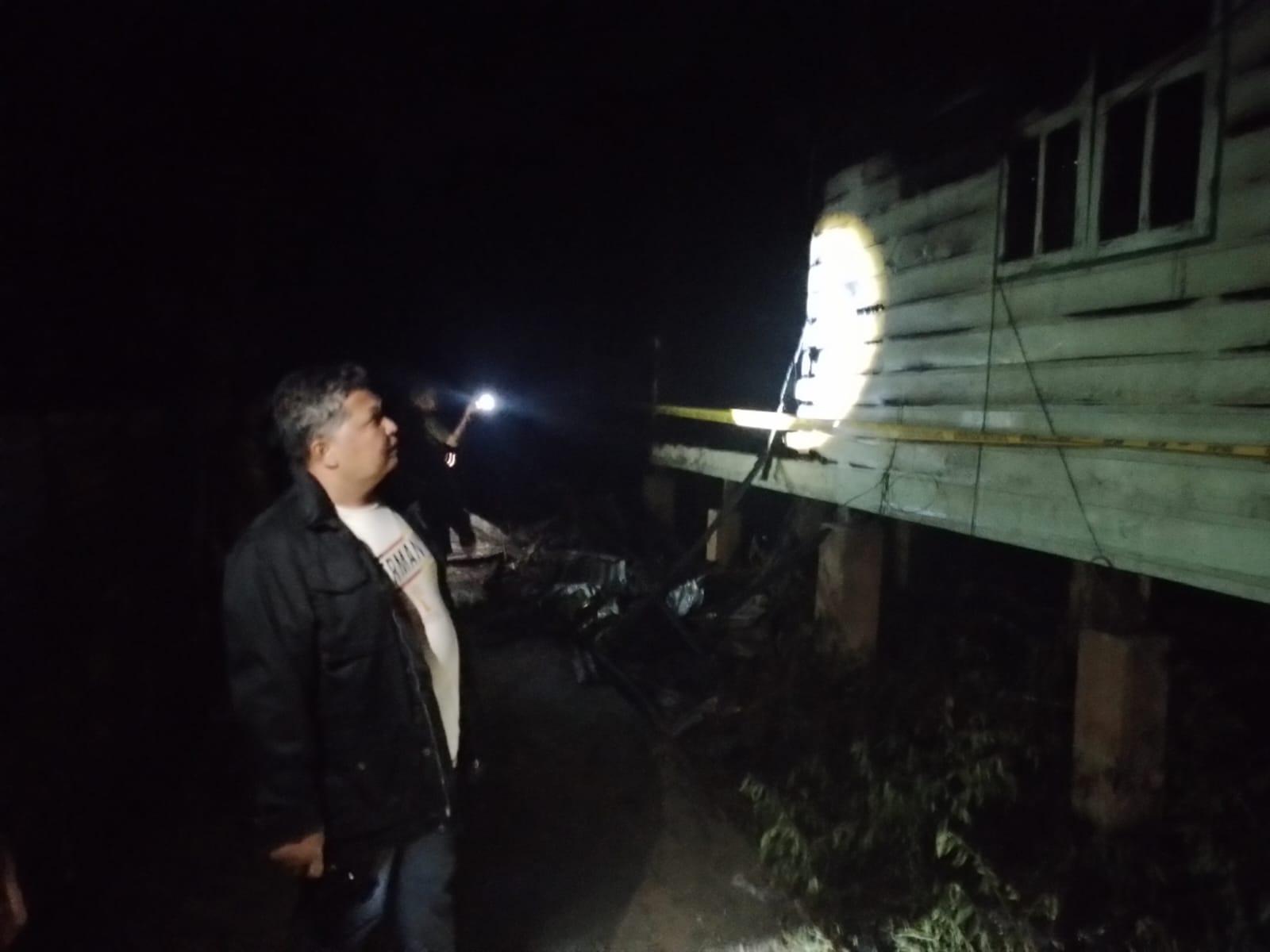 Kebakaran di Anambas Atensi Wabup Wan Zuhendra, Upayakan Bantuan Buat Korban