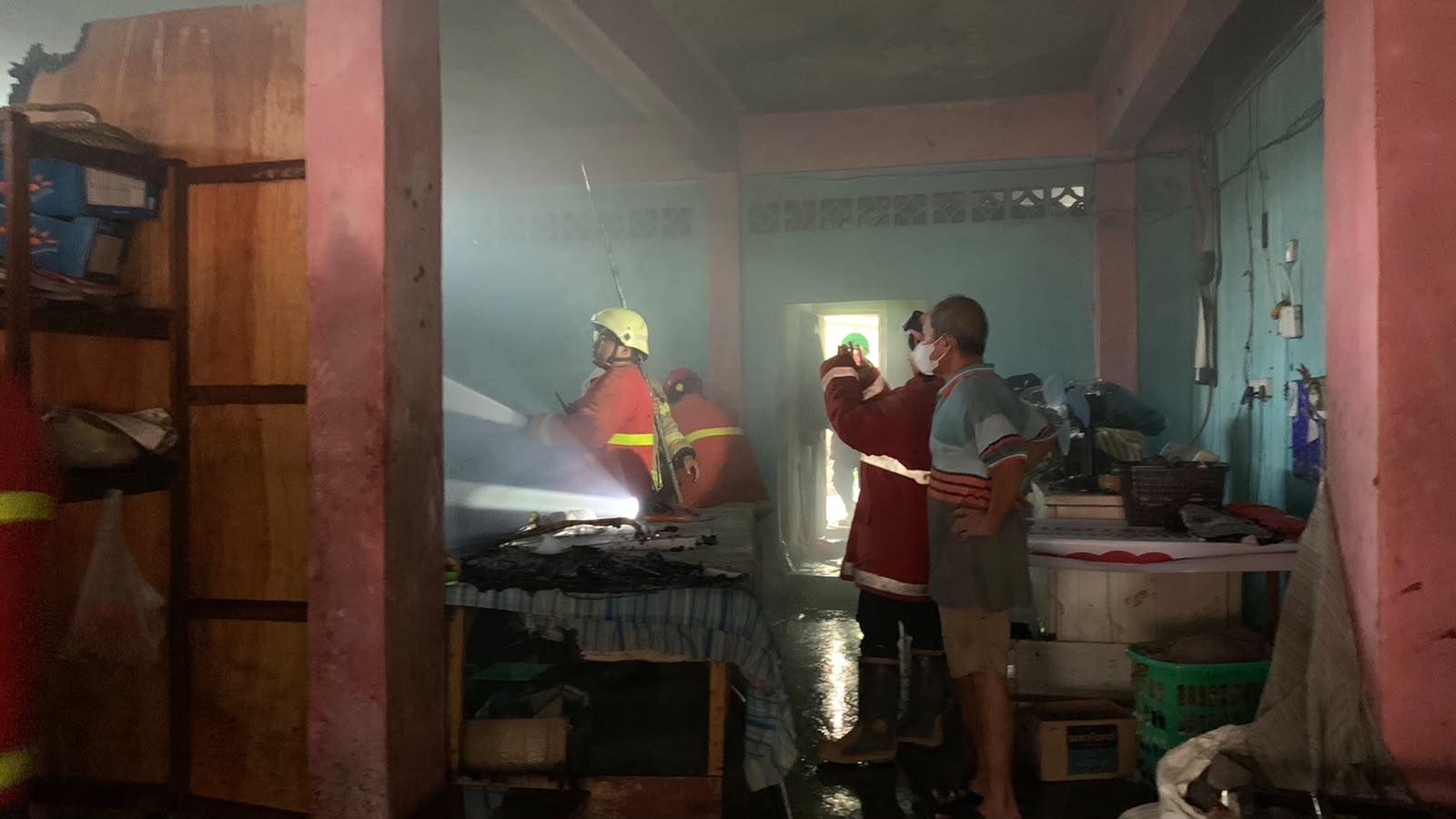 Kebakaran Laundry di Tanjunguban Bintan Viral di Medsos, Diduga Dipicu Tabung Gas Bocor - Tribunbatam.id