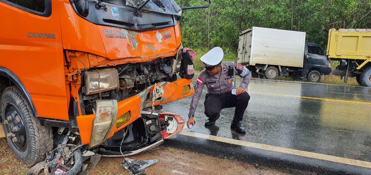 Kecelakaan-di-Bintan-Hari-Ini-di-Jalan-Lintas-Barat-Kepri.jpg