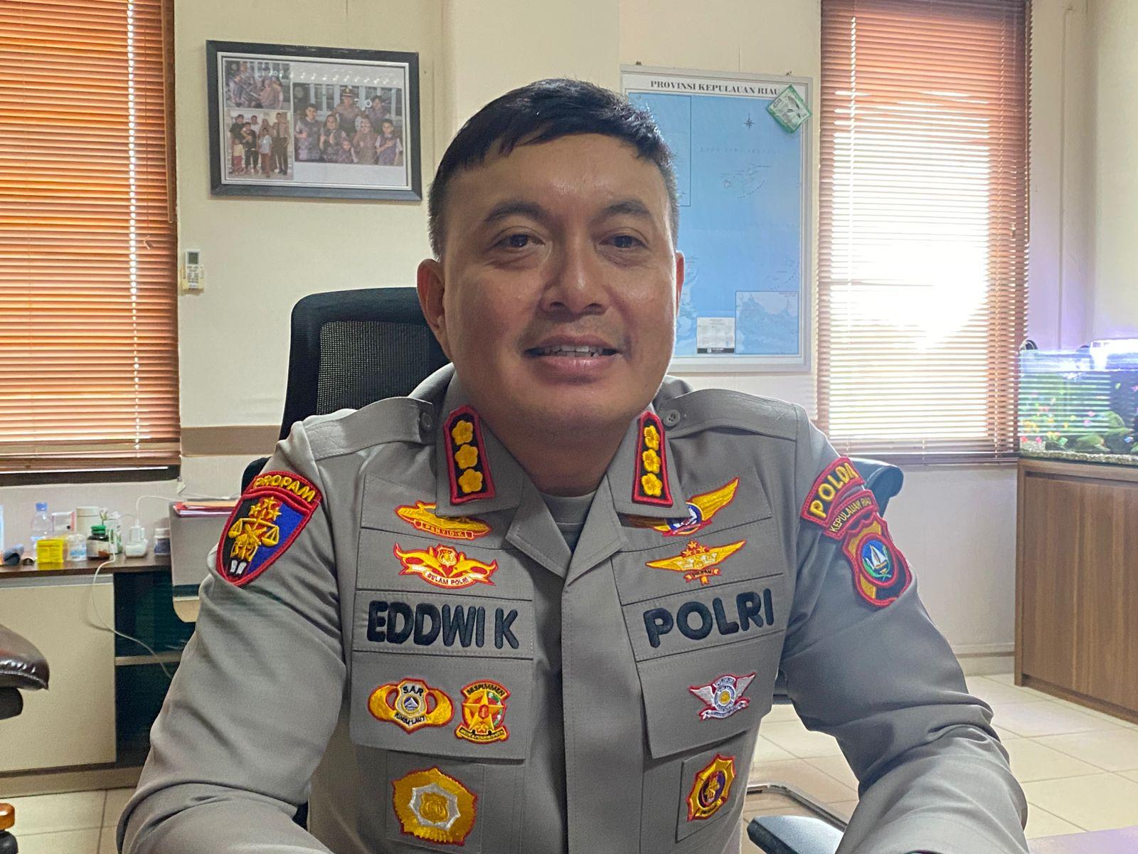 Kepala-Bidang-Propam-Polda-Kepri-Kombes-Pol-Eddwi-Kurniayanto.jpg