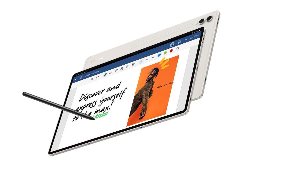 Kolase-Samsung-Galaxy-Tab-S9-Ultra-5G-yag-dibekali-Stylus-Pen.jpg
