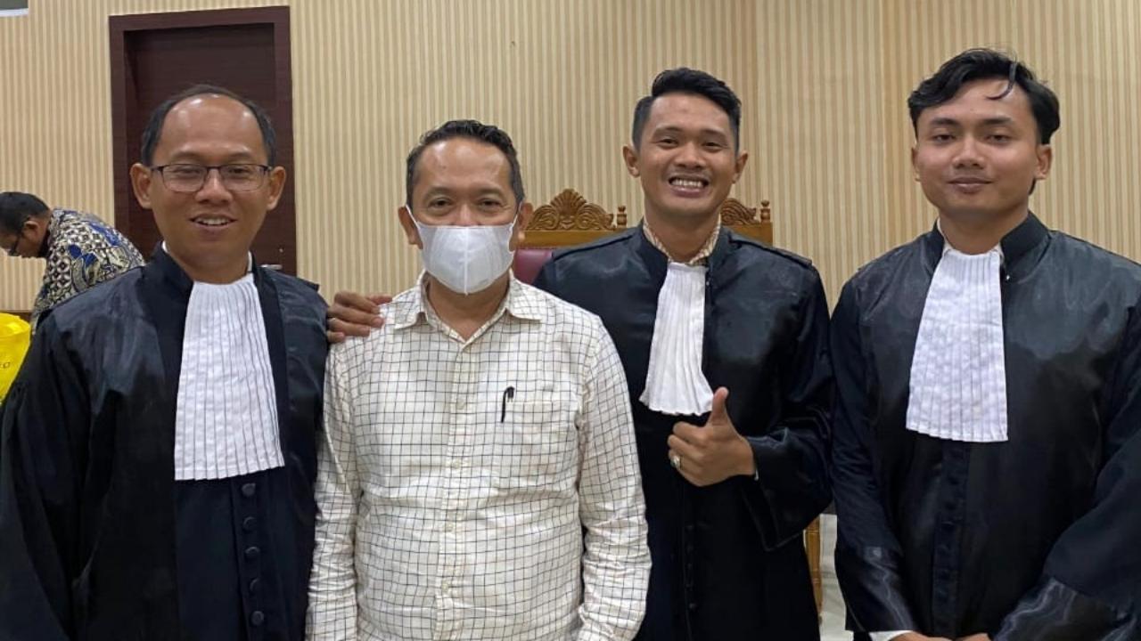 Empat Terdakwa Korupsi di Lingga Tak Jadi Bebas, Tim Hukum Yulizar Kasasi Lawan Putusan PT Kepri - Tribunbatam.id