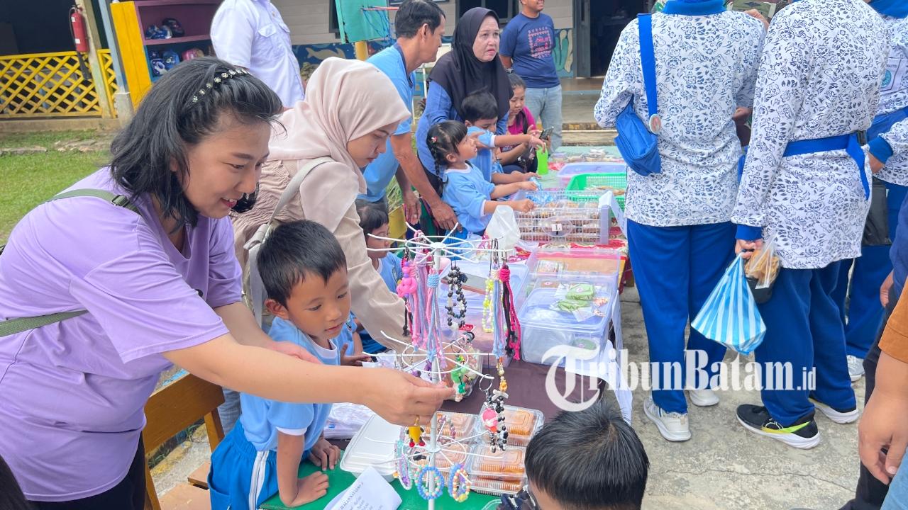 Market-Day-TK-Hangtuah-Dabo.jpg