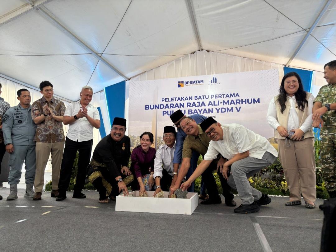 Tugu Bundaran Raja Ali Marhum Pulau Bayan Bakal Percantik Gerbang Bandara Hang Nadim Batam - Tribunbatam.id