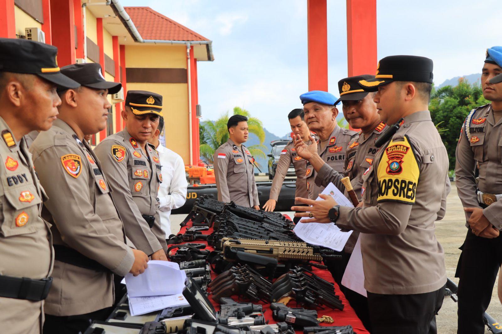 Propam Polres Anambas Periksa Senpi Anggota Kepolisian, Ingatkan Kembali Soal SOP