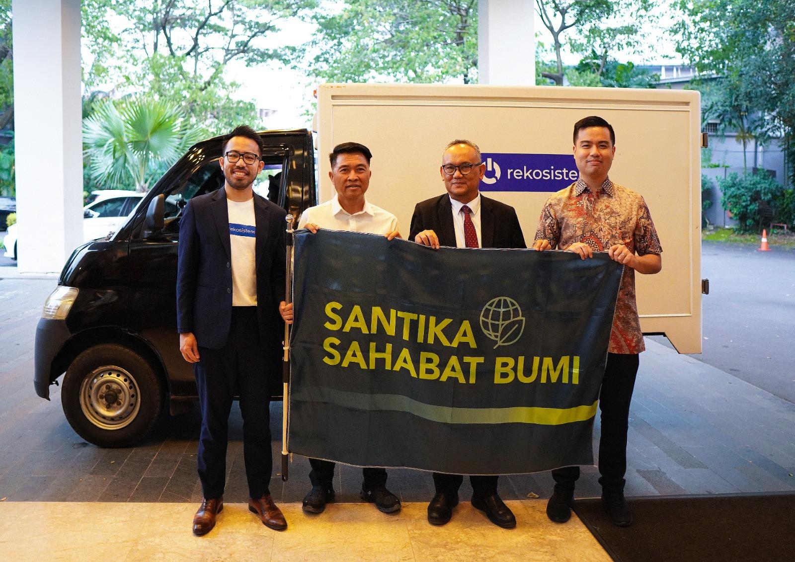 Santika Indonesia Hotels & Resorts Perkuat Komitmen Eco-Hotel Melalui Waste