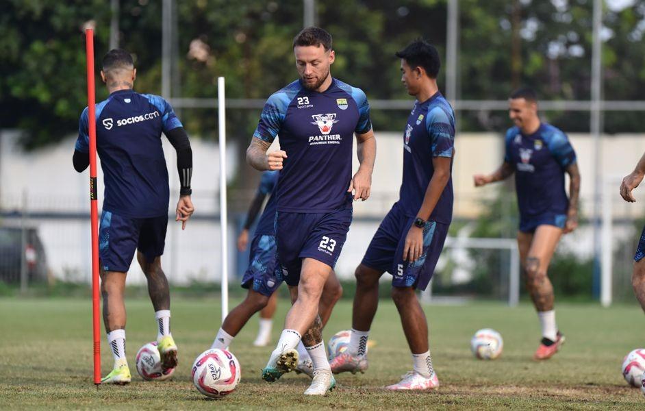 Persib-Bandung-lakoni-persiapan.jpg
