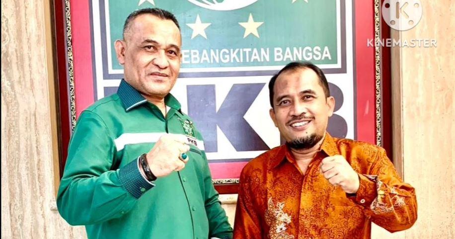 Potret-Ikram-dan-Sudarmo-yang-jadiKepala-daerah-terpilih-Buru-2024.jpg