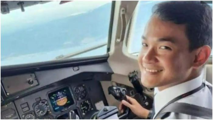 Potret-Muh-Farhan-Gunawan-Co-Pilot-pesawat-ATR-42500.jpg