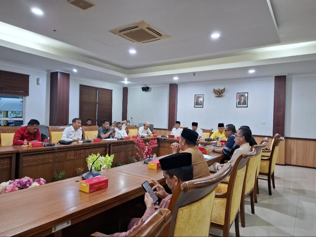 Rdp-di-Komisi-III-DPRD-Batam.jpg
