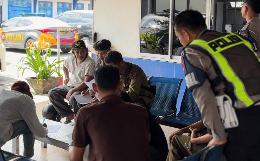 Satlantas-Polres-Karimun-melakukan-himbauan-tentang-knalpot-brong.jpg