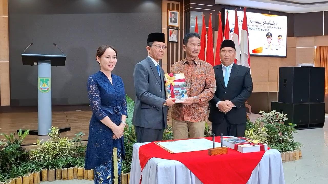 Sertijab-Walikota-Batam-0303.jpg
