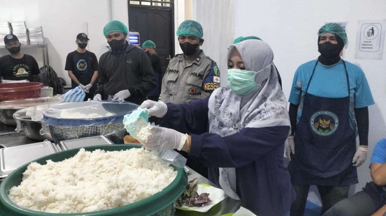 Polres Lingga Perketat Pengawasan Kualitas MBG Melalui Uji Labkesmas