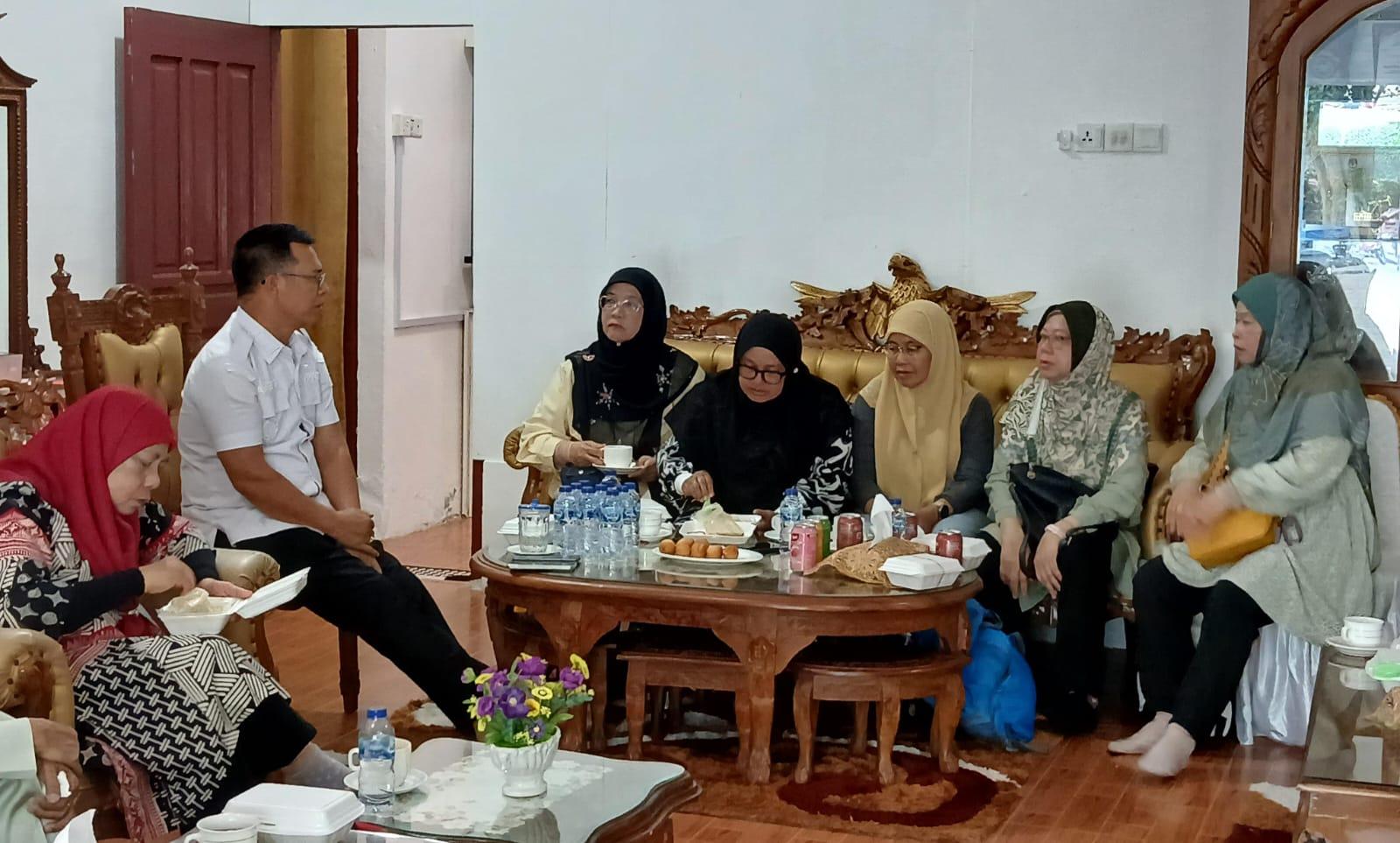 Makcik Orked Jatuh Hati pada Anambas, Siap Bawa Lebih Banyak Wisatawan Malaysia - Tribunbatam.id