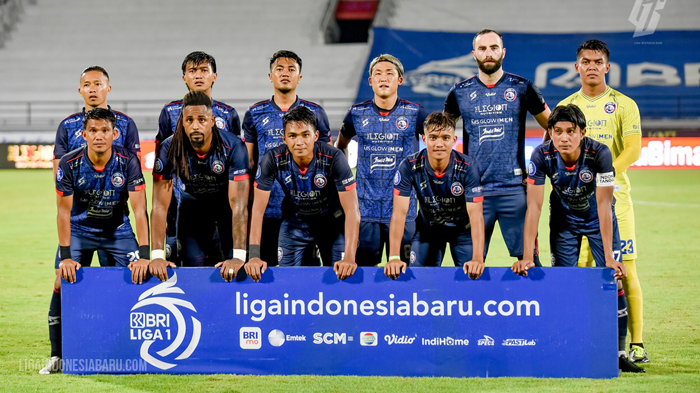 arema-fc-akan-menghadapi-persib-bandung-dan-bali-united.jpg
