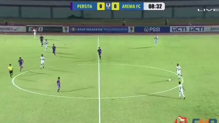 arema-fc-vs-persita-tangerang-er.jpg