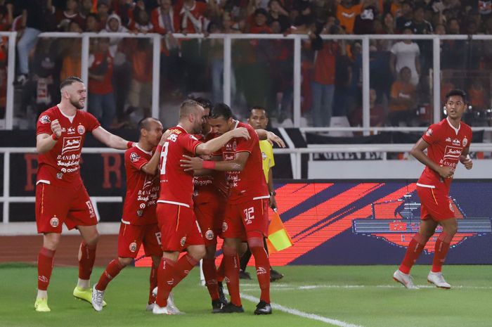 bursa-transfer-liga-1-bocor-persija-jakarta-akan-kedatangan-banyak-pemain-bintang.jpg