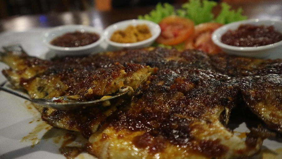 ikan-bakar_20171122_202944.jpg