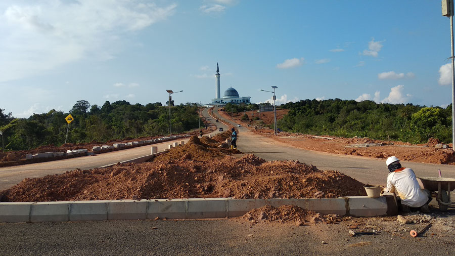 jalam-masjid-raya-dompak_20180430_131926.jpg
