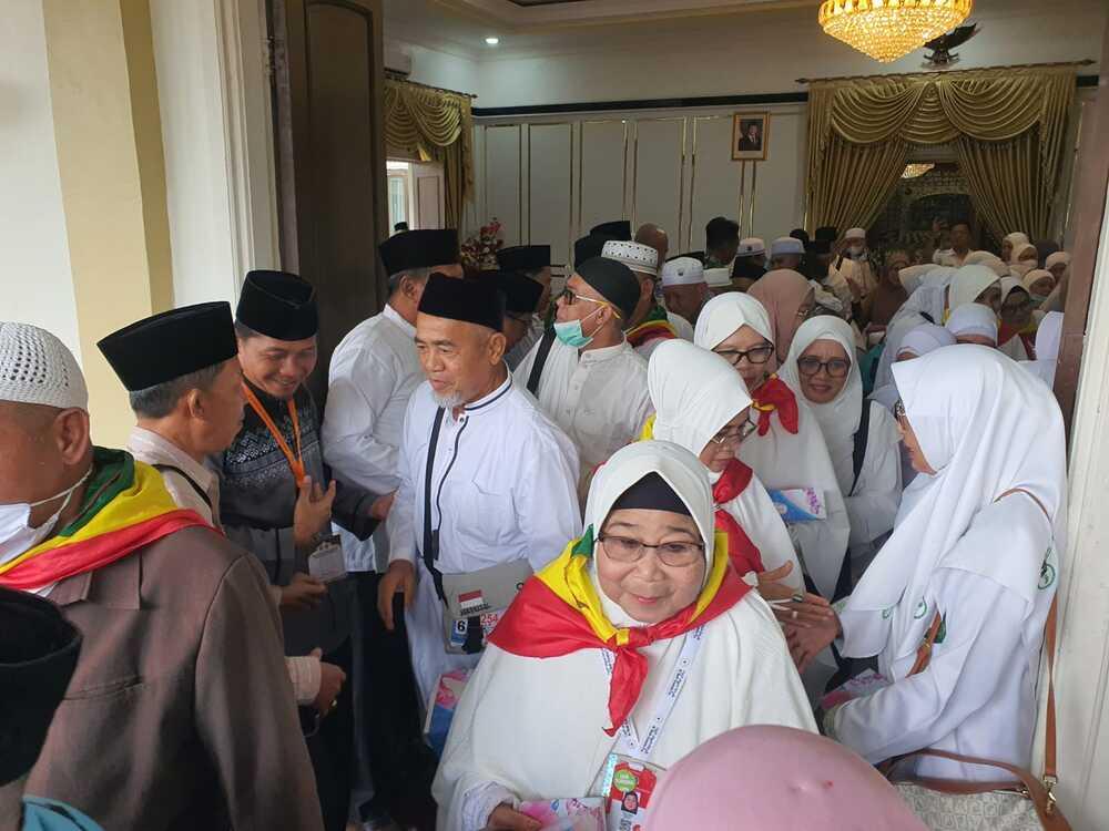 jamaah-haji-2026-pulang-ke-karimun.jpg