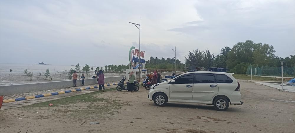 mukalimus-beach-di-Kundur-Barat.jpg