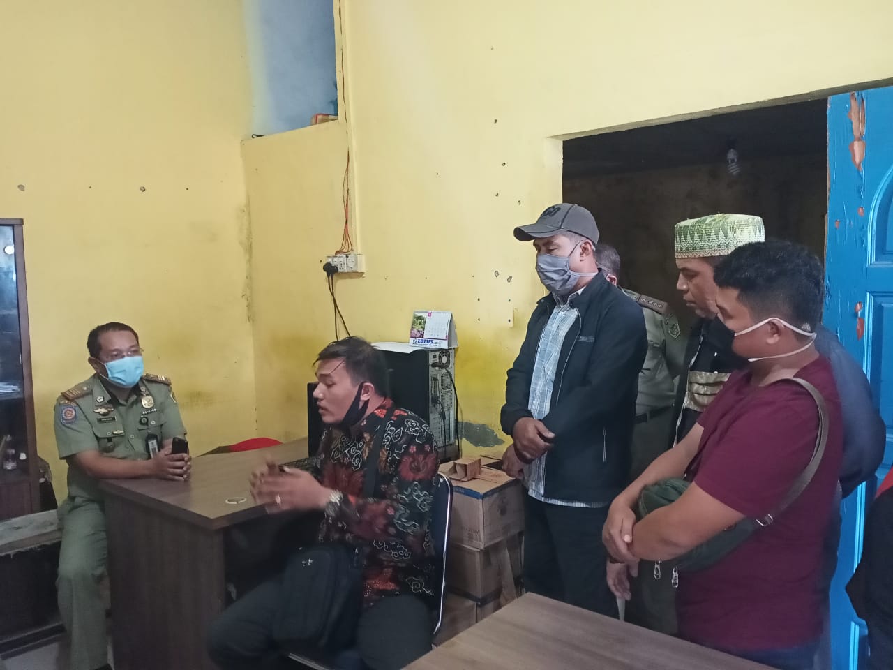 Kursi Pedagang Karimun Diamankan, Satpol PP: Kami Tak Larang, Tolong Patuhi Aturan Selama Corona
