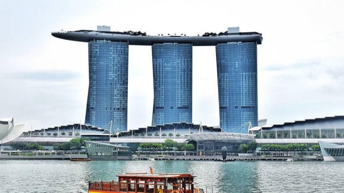 pemandangan-marina-bay-sands-di-singapura.jpg