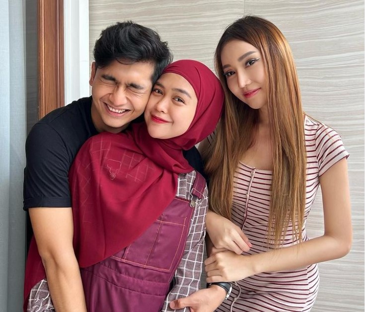 Ria Ricis Ungkapkan Perasaan ke Lucinta Luna, Teuku Ryan Cemburu: Kamu Sayang Cowok Lain?