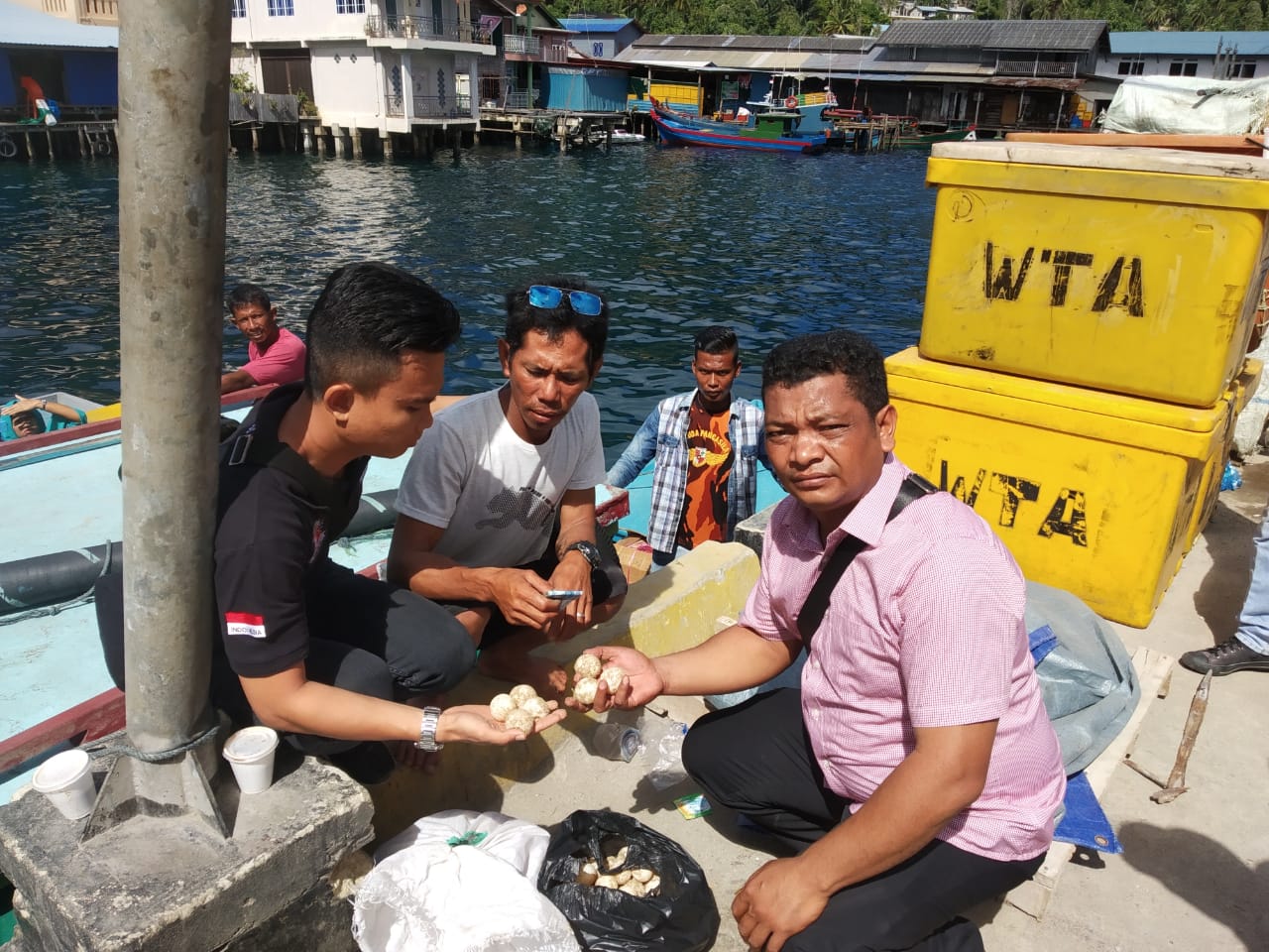 satreskrim-polres-anambas-ringkus-penjual-telur-penyu.jpg