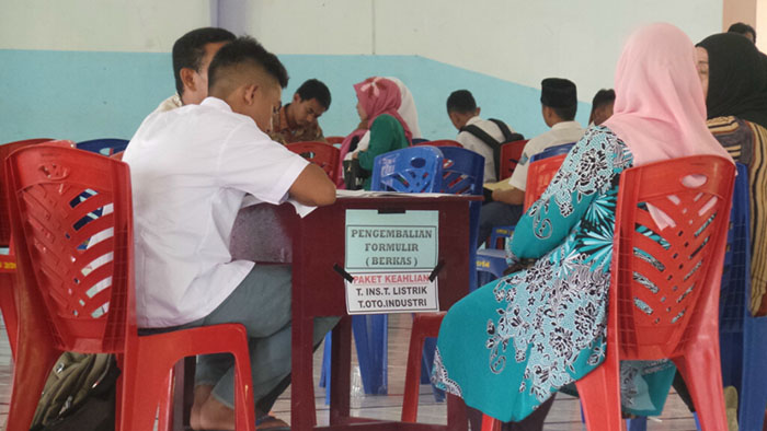 suasana-penerimaan-siswa-baru-di-smk-negeri-3-tanjungpinang_20160613_183845.jpg