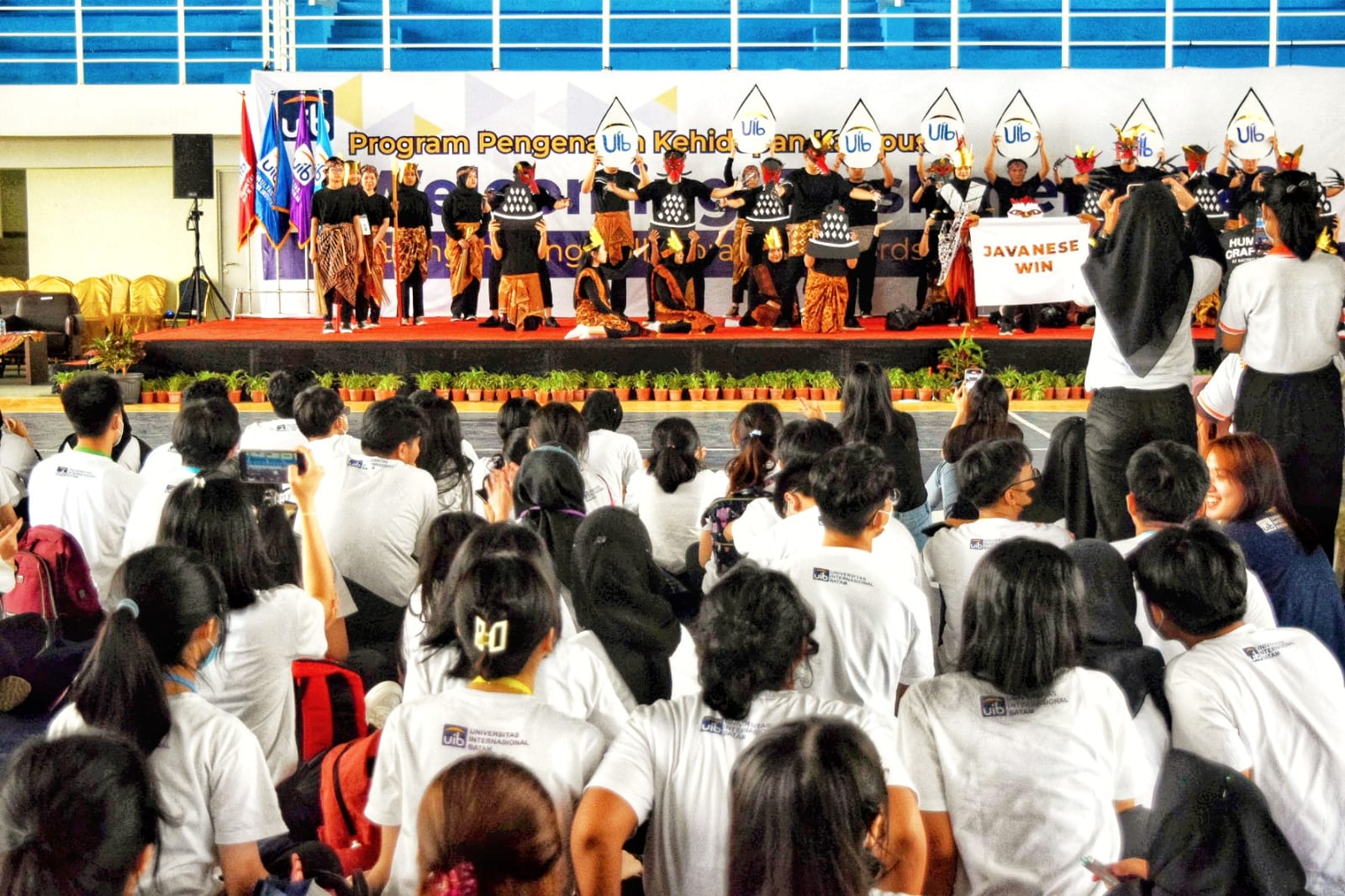 P2K2 UIB Berlangsung Seru dan Penuh Makna