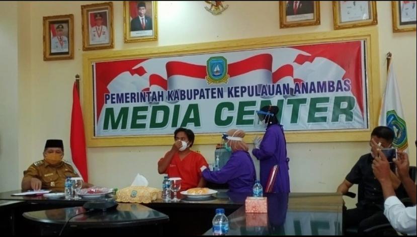 vaksinasi-corona-dosis-tiga-untuk-tenaga-kesehatan-anambas.jpg