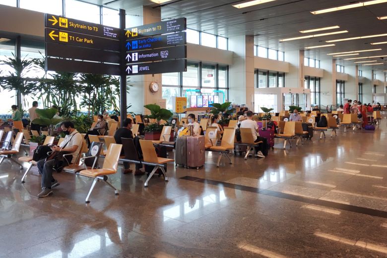 wisatawan-singapura-ke-china-juga-harus-menyatakan-bahwa-dalam-14-hari-terakhir.jpg