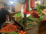 0403pembeli-di-pasar-baru-tanjungpinang.jpg