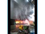 05042023ruko-botania-terbakar.jpg