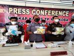 0508ekspose-narkoba-di-polresta-barelang1.jpg