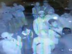 06092019_rekaman-cctv-oknum-polisi-ngamuk-di-karaoke.jpg