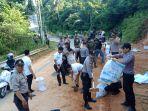 0807_jalan-longsor_anambas.jpg