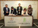 13062022_CEO-Central-Group-Princip-Muljadi-menandatangani-nota-kerjasama-dengan-The-Ascott-Limited.jpg