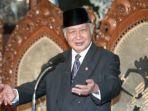 19102019-presiden-soeharto.jpg