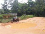 25012023jalan-becek-dan-berlumpur-di-Bintan.jpg