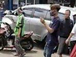 26-12-2020-mobil-polisi-tabrak-pengendara-hingga-tewas.jpg