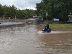 27072020banjir-di-tiban-center.jpg